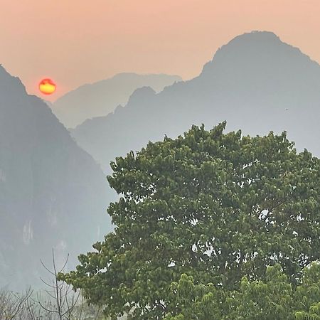 Blue Sunset Hostel Vang Vieng Buitenkant foto