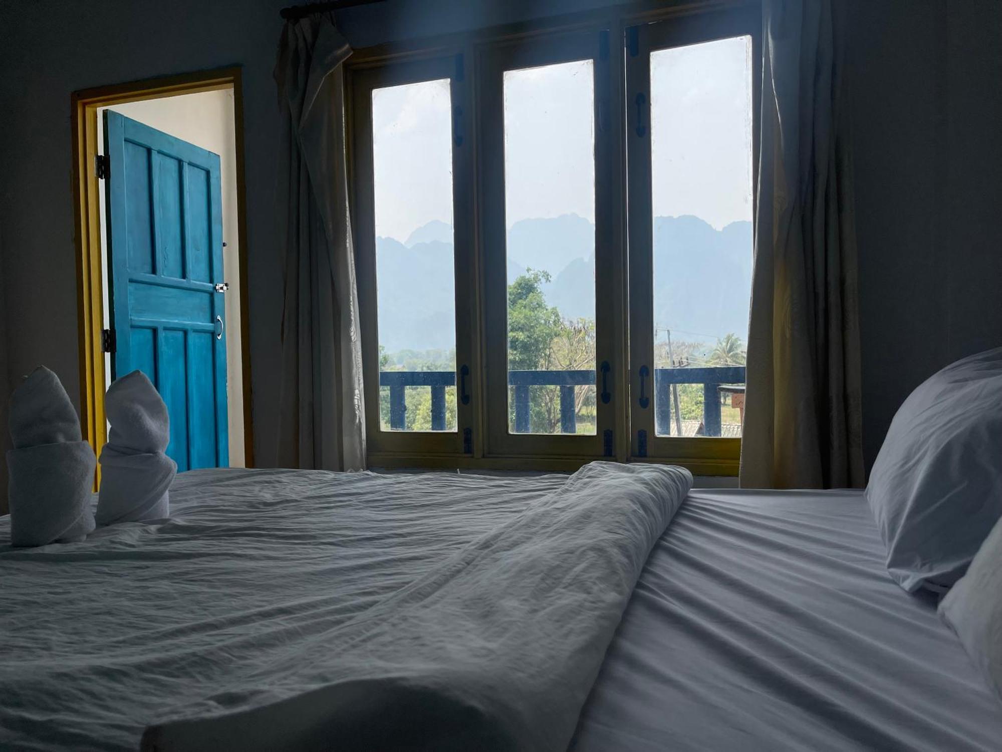 Blue Sunset Hostel Vang Vieng Buitenkant foto