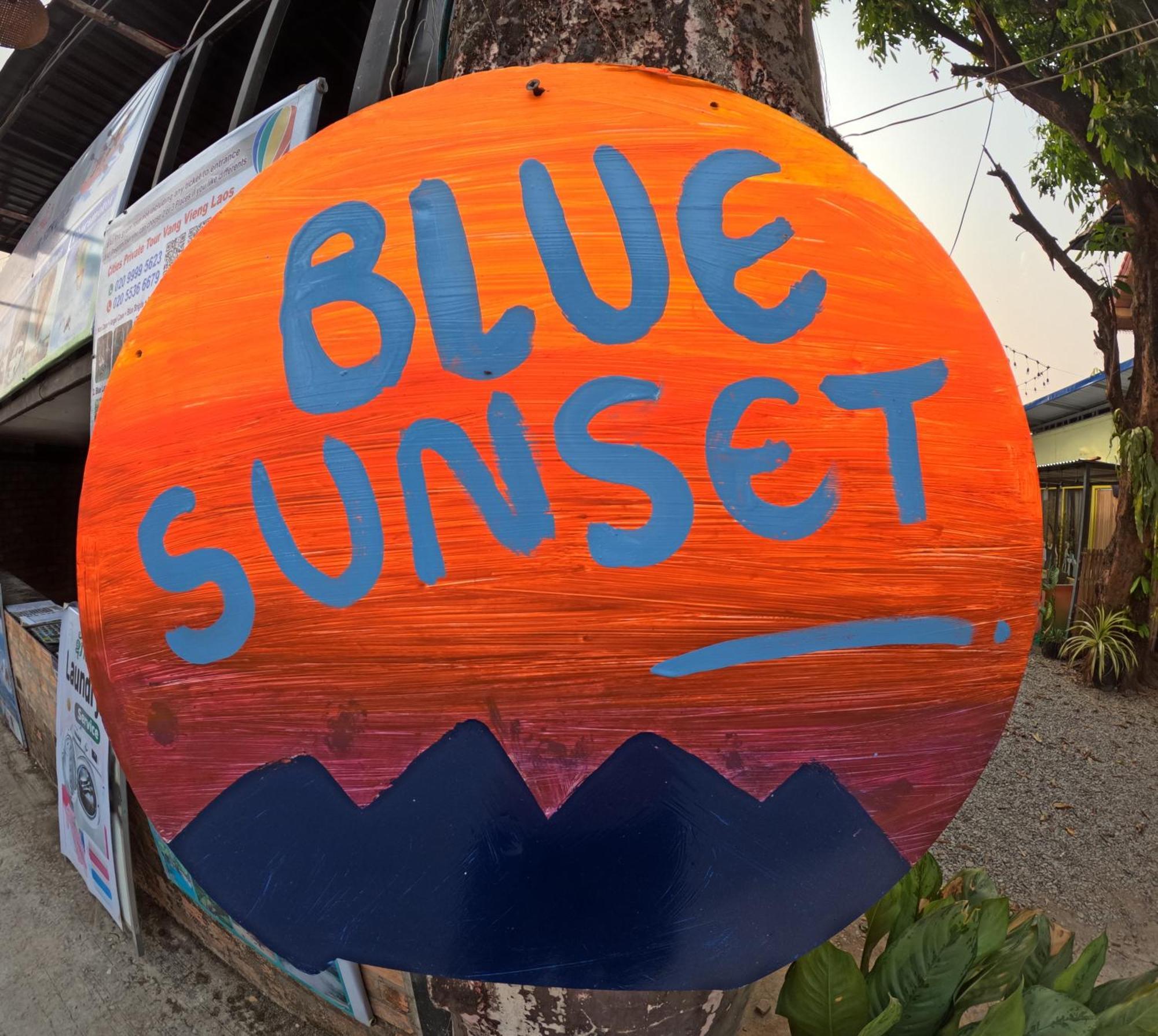 Blue Sunset Hostel Vang Vieng Buitenkant foto